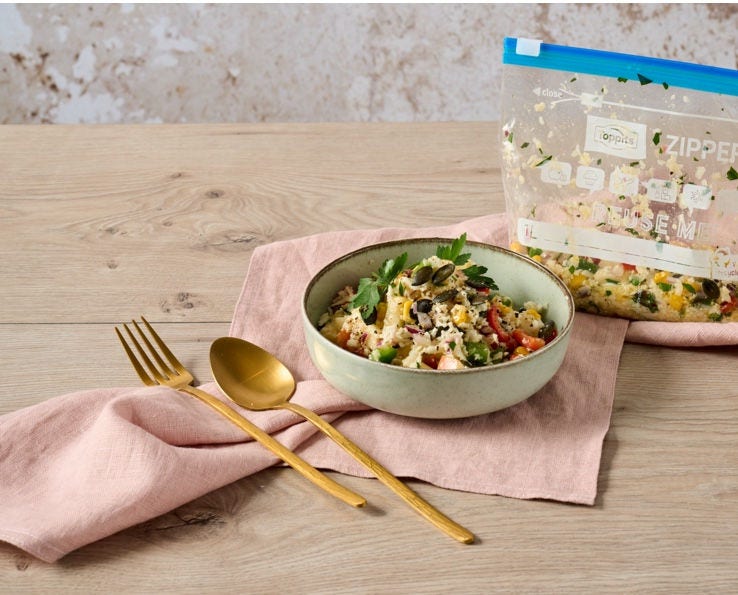 Sprød blomkålssalat – den perfekte måltidssalat til på farten