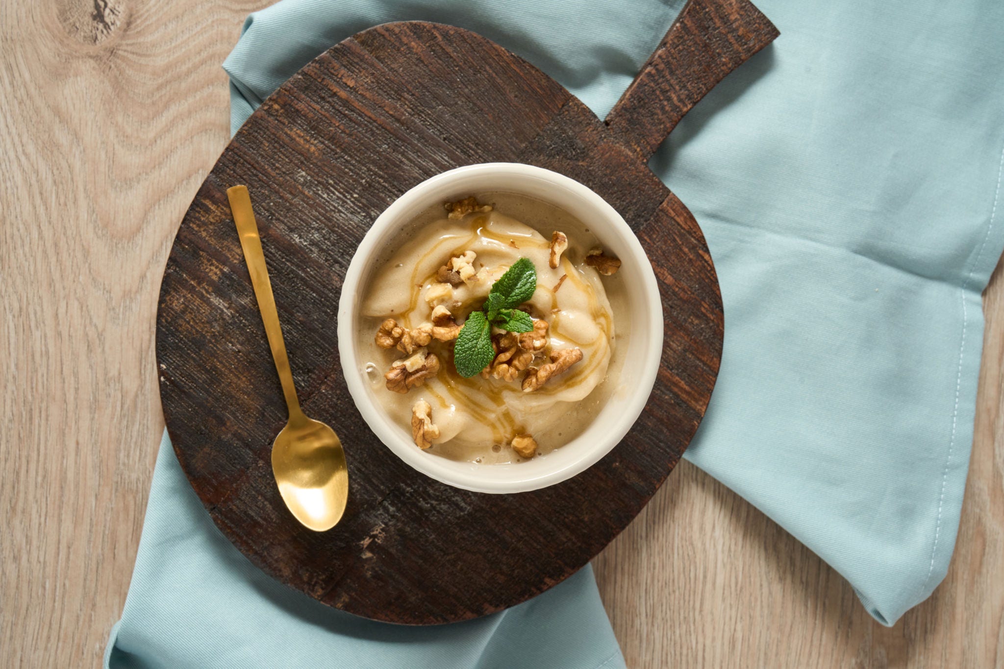 Dejlig creme lavet på bananer – lav din egen hurtige og sunde is