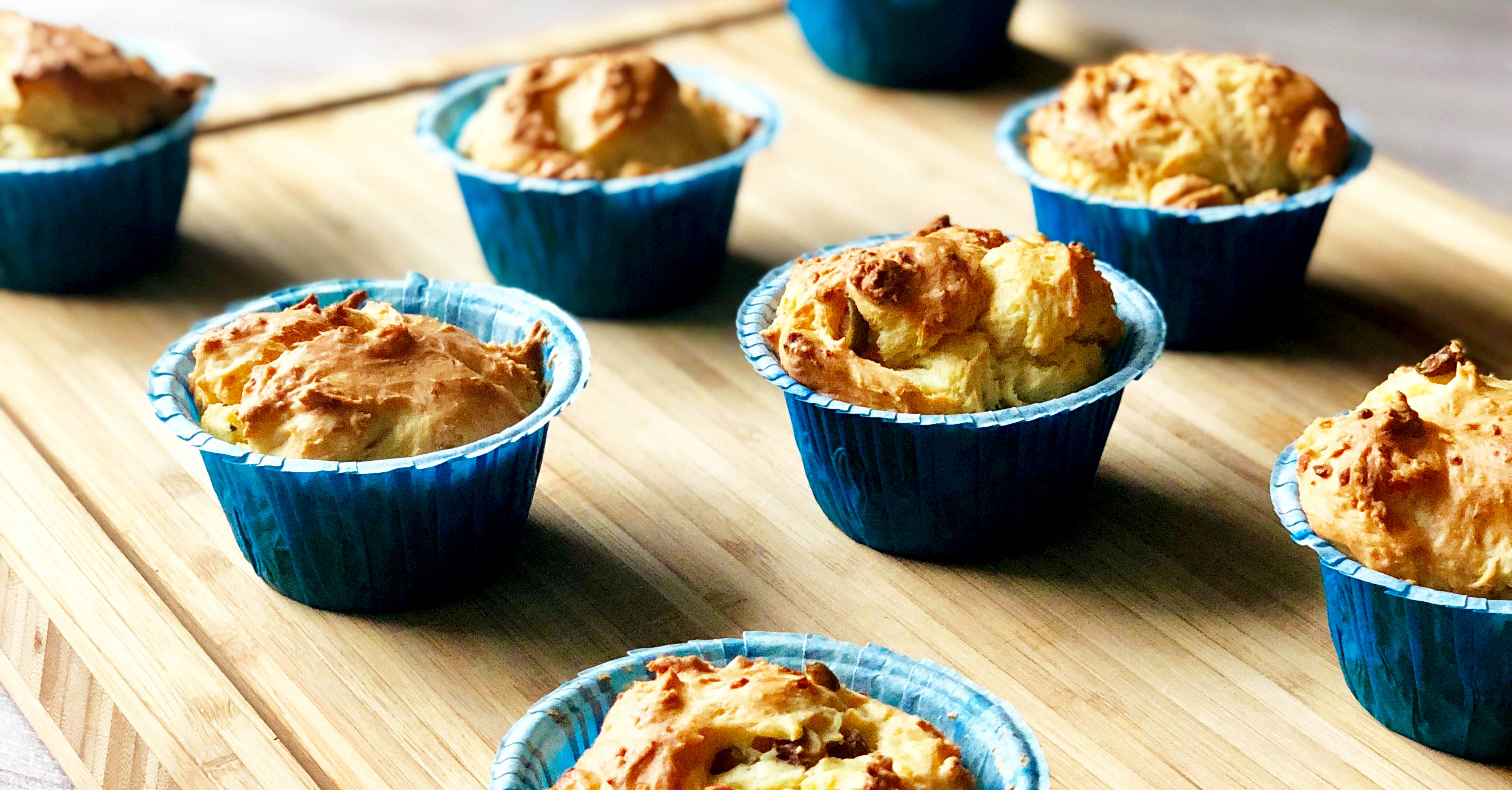 Græske landmuffins med cremet fetaost